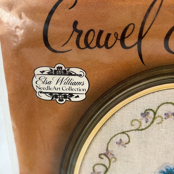 Elsa Williams Crewel Embroidery Kit Wool Needlecraft Flowers Oval Wall Art Decor - Picture 2 of 6